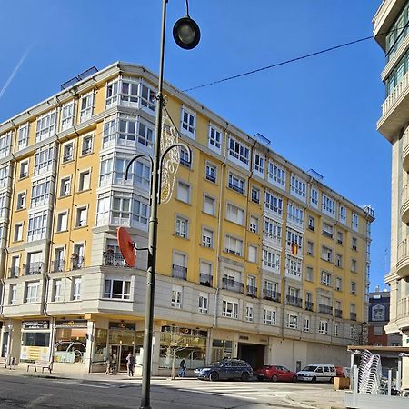 Apartamento Exclusivo Centrico Con Parking Estrella De Ribadeo II Екстериор снимка