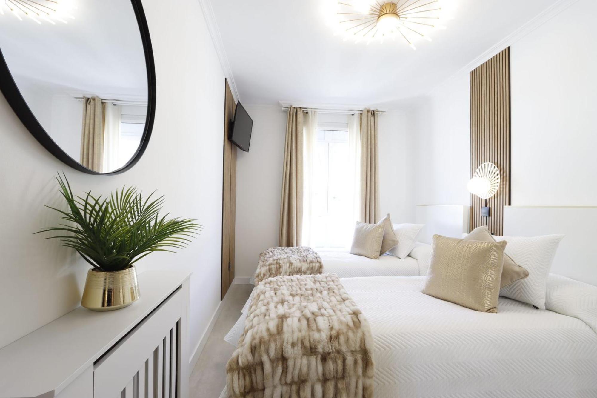 Apartamento Exclusivo Centrico Con Parking Estrella De Ribadeo II Екстериор снимка
